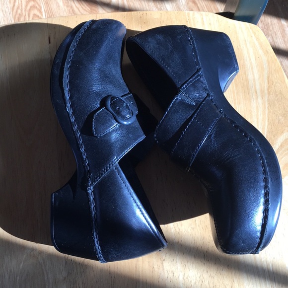 Dansko shoes - Picture 2 of 6